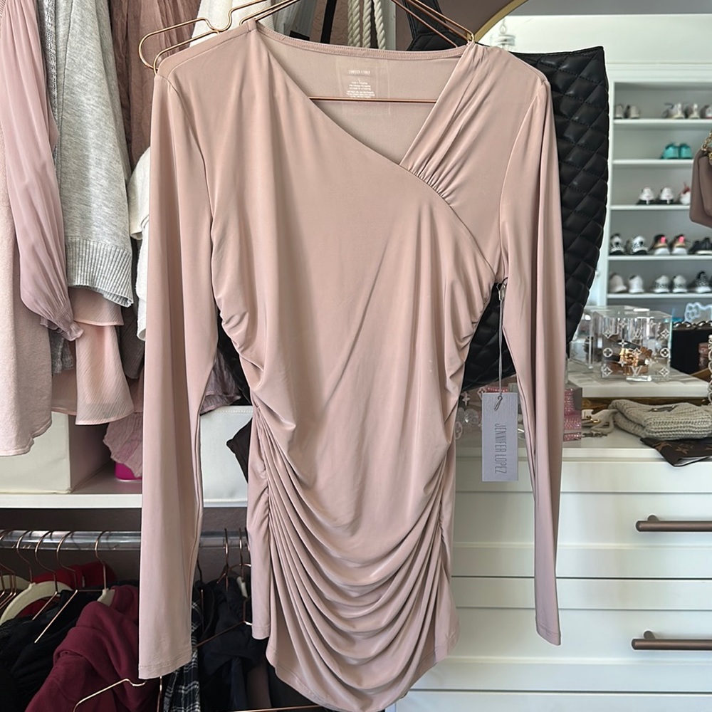 Jennifer Lopez nude/beige top BNWT